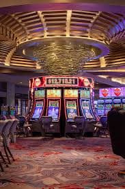 Area penempatan taruhan Lightning Roulette dengan chip virtual